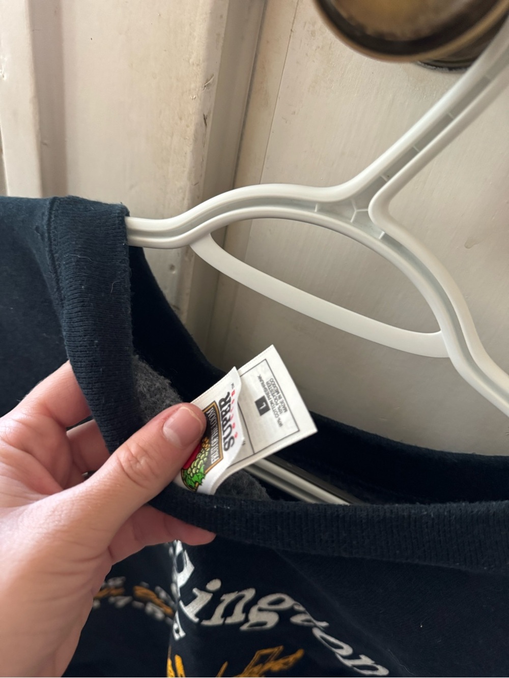 Black Vintage Crewneck Sweatshirt with Small Chest Logo Plumbing Tom Eddington - Picture 3 of 3
